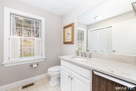 Avon CT 06001