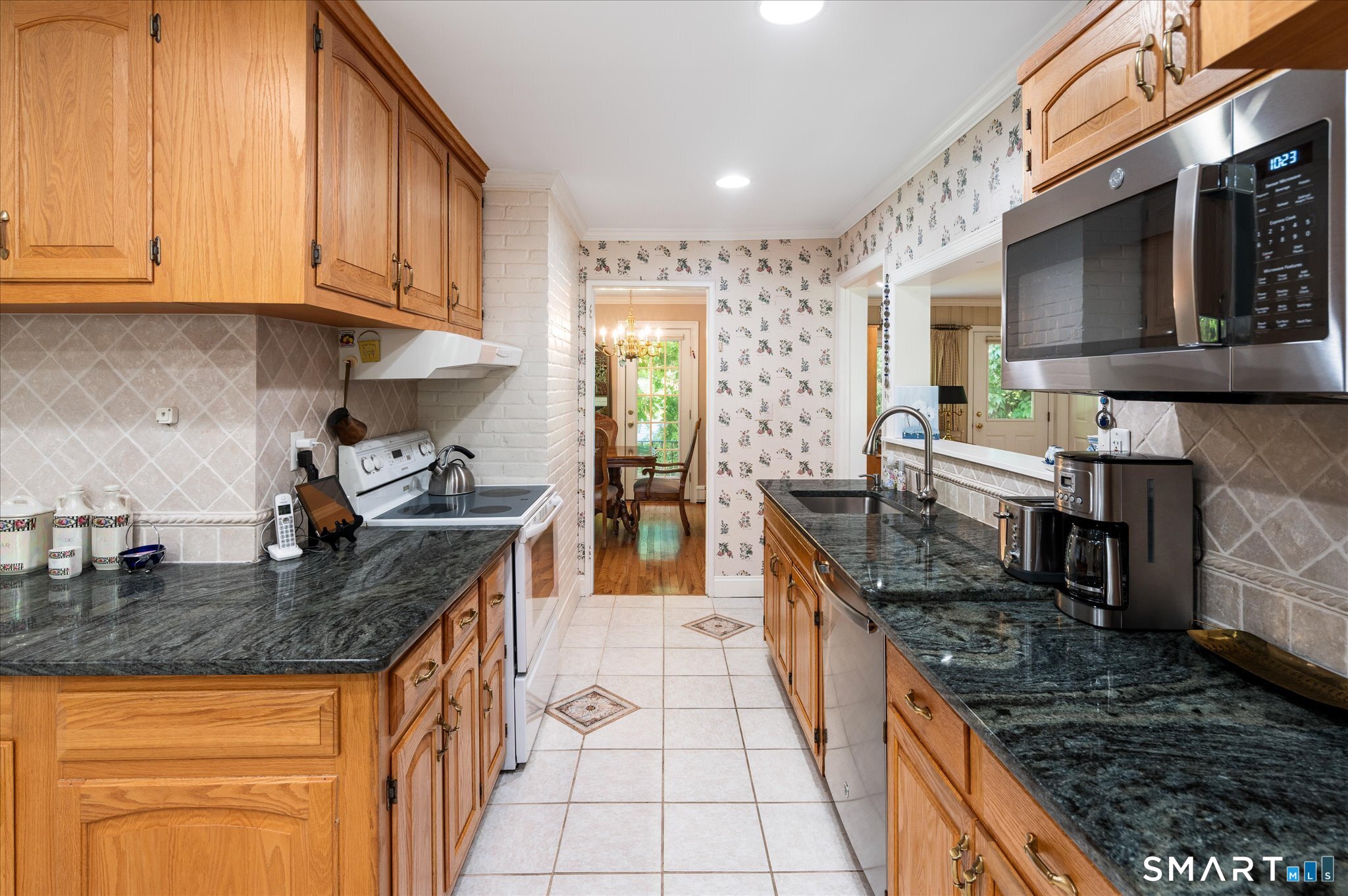 27 Archer Lane Stamford CT 06905