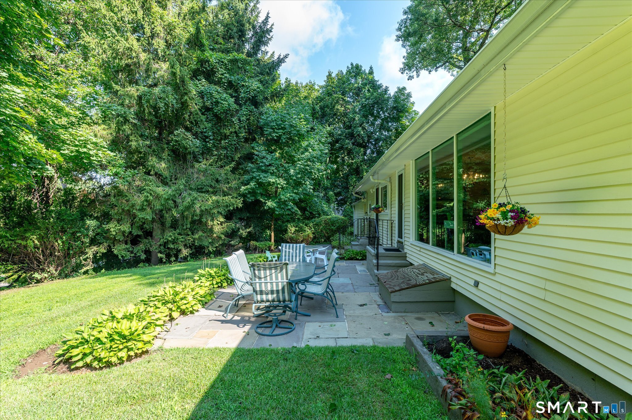 27 Archer Lane Stamford CT 06905