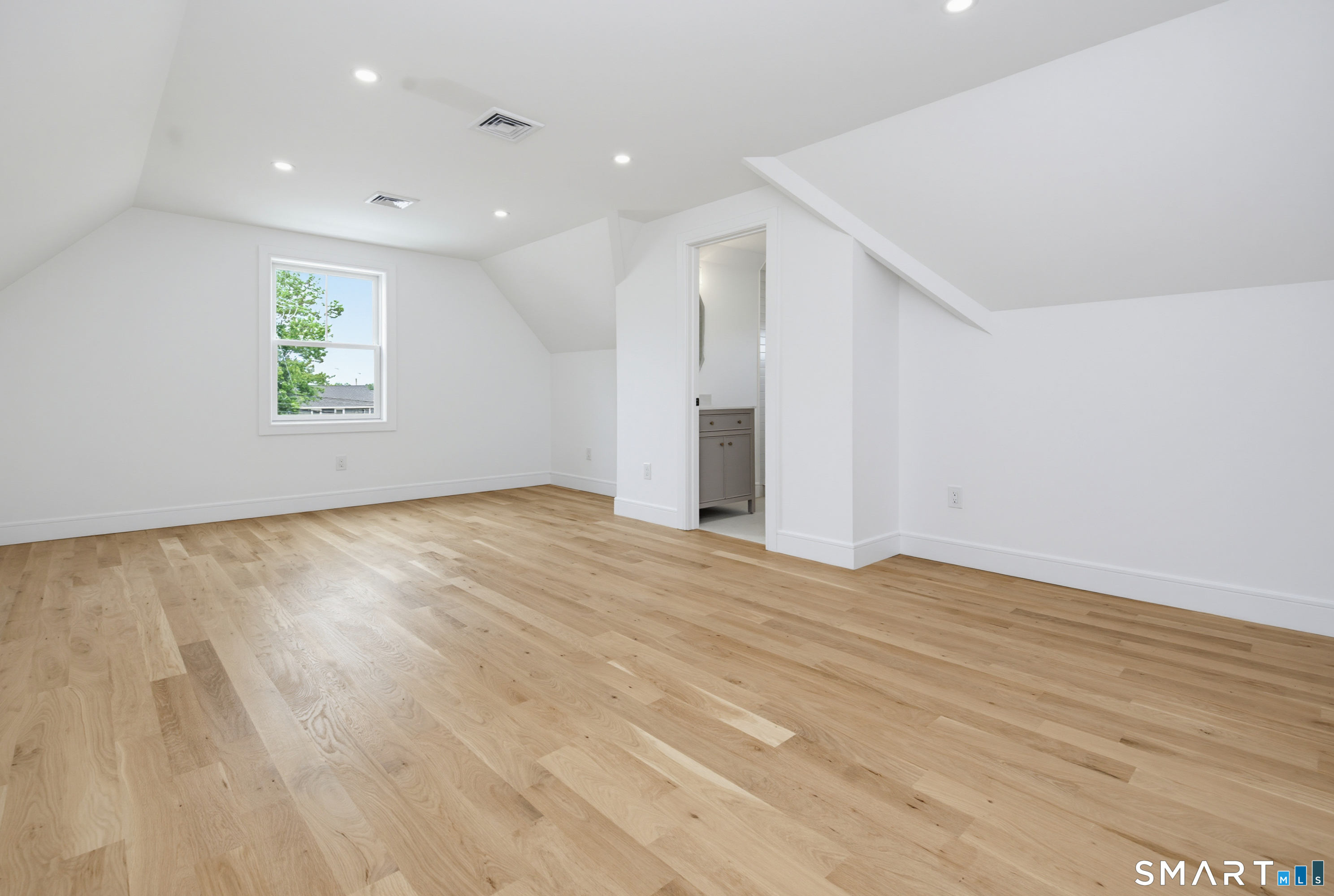 694 Jennings Road Fairfield CT 06824