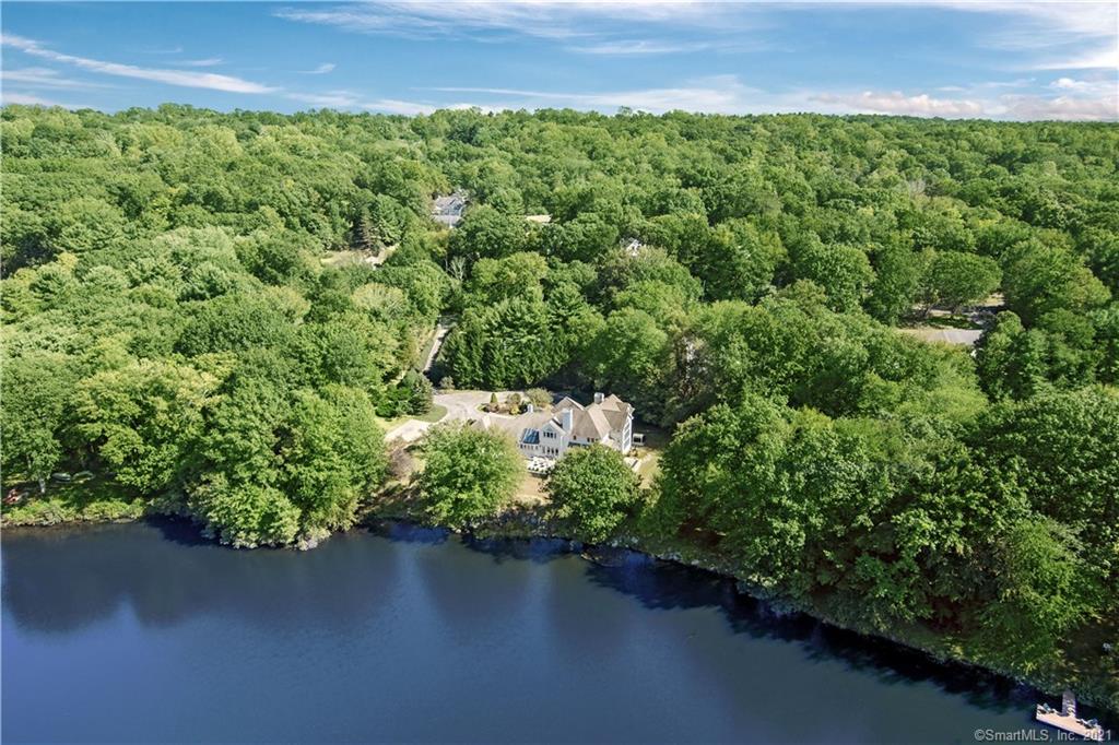570 Hoyt Street Darien CT 06820