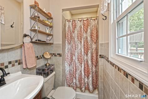 30 Lakeview Drive Milford CT 06460