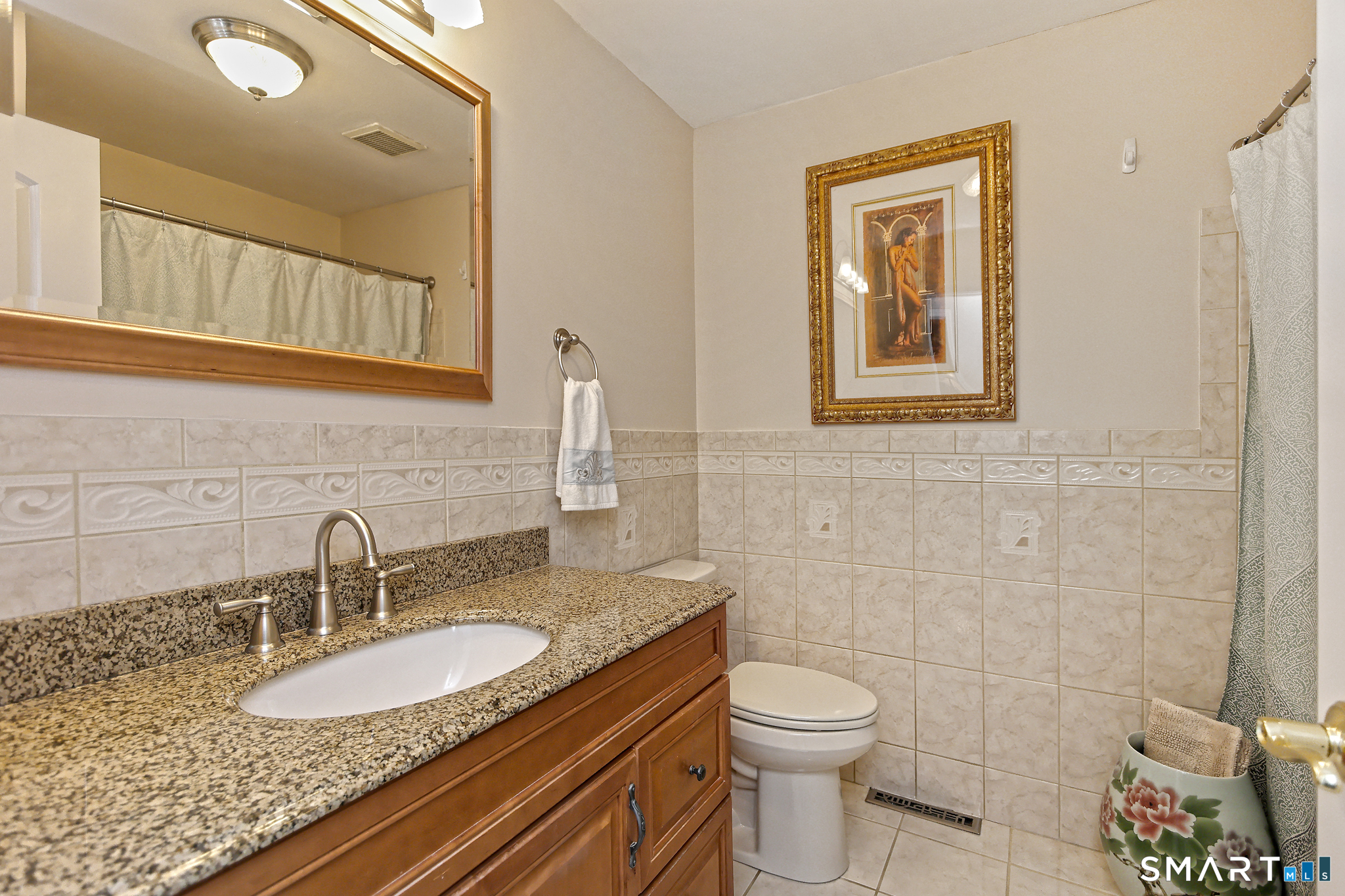 30 Lakeview Drive Milford CT 06460