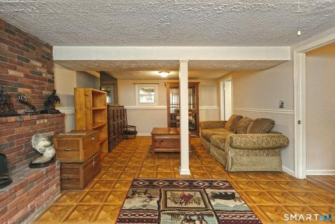 30 Lakeview Drive Milford CT 06460