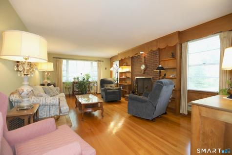 9 Westbrook Road Bloomfield CT 06002