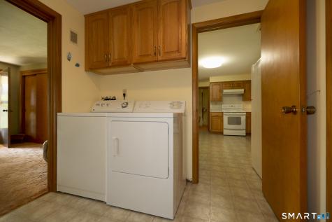 9 Westbrook Road Bloomfield CT 06002