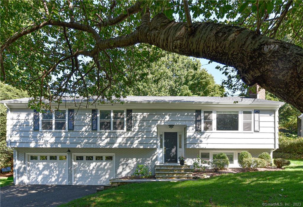 222 Orchard Hill Lane Fairfield CT 06824