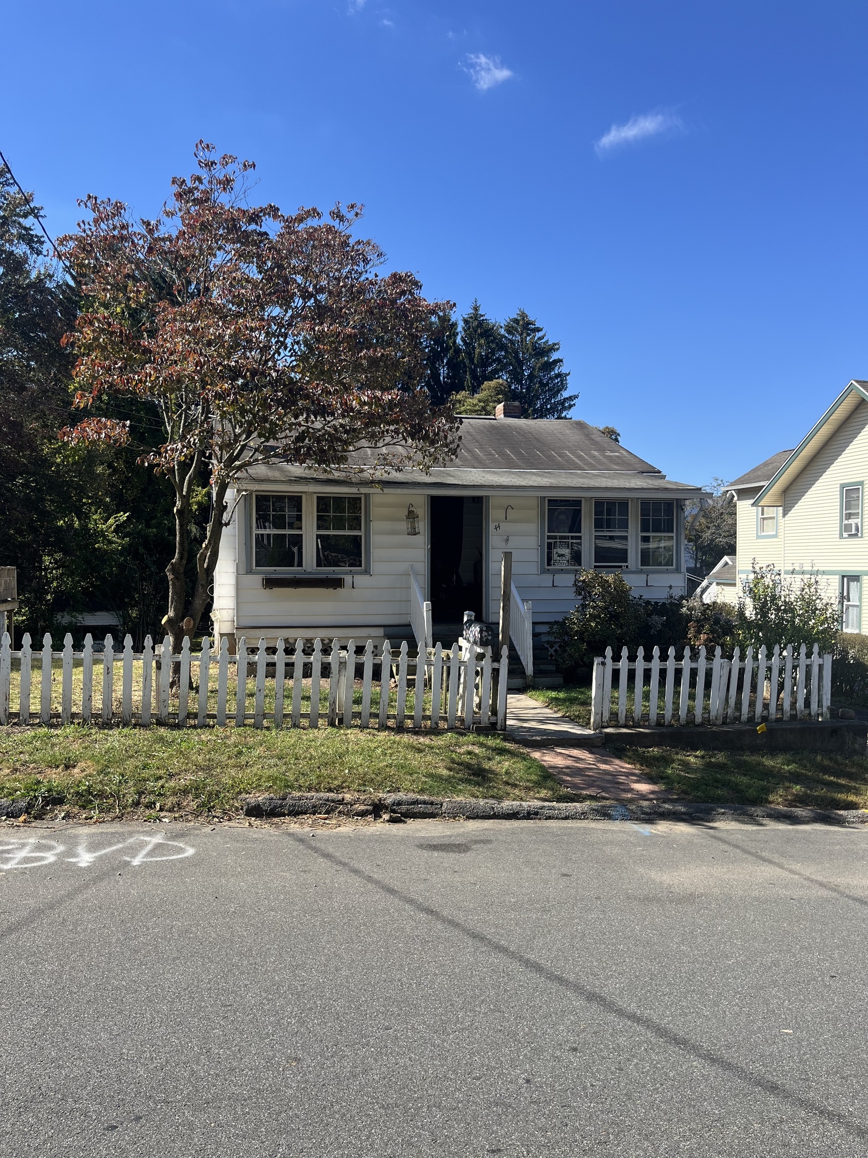 44 Woodlawn Avenue Ansonia CT 06401
