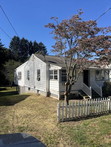 44 Woodlawn Avenue Ansonia CT 06401