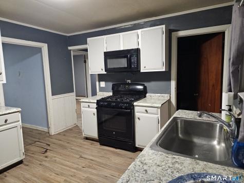 44 Woodlawn Avenue Ansonia CT 06401