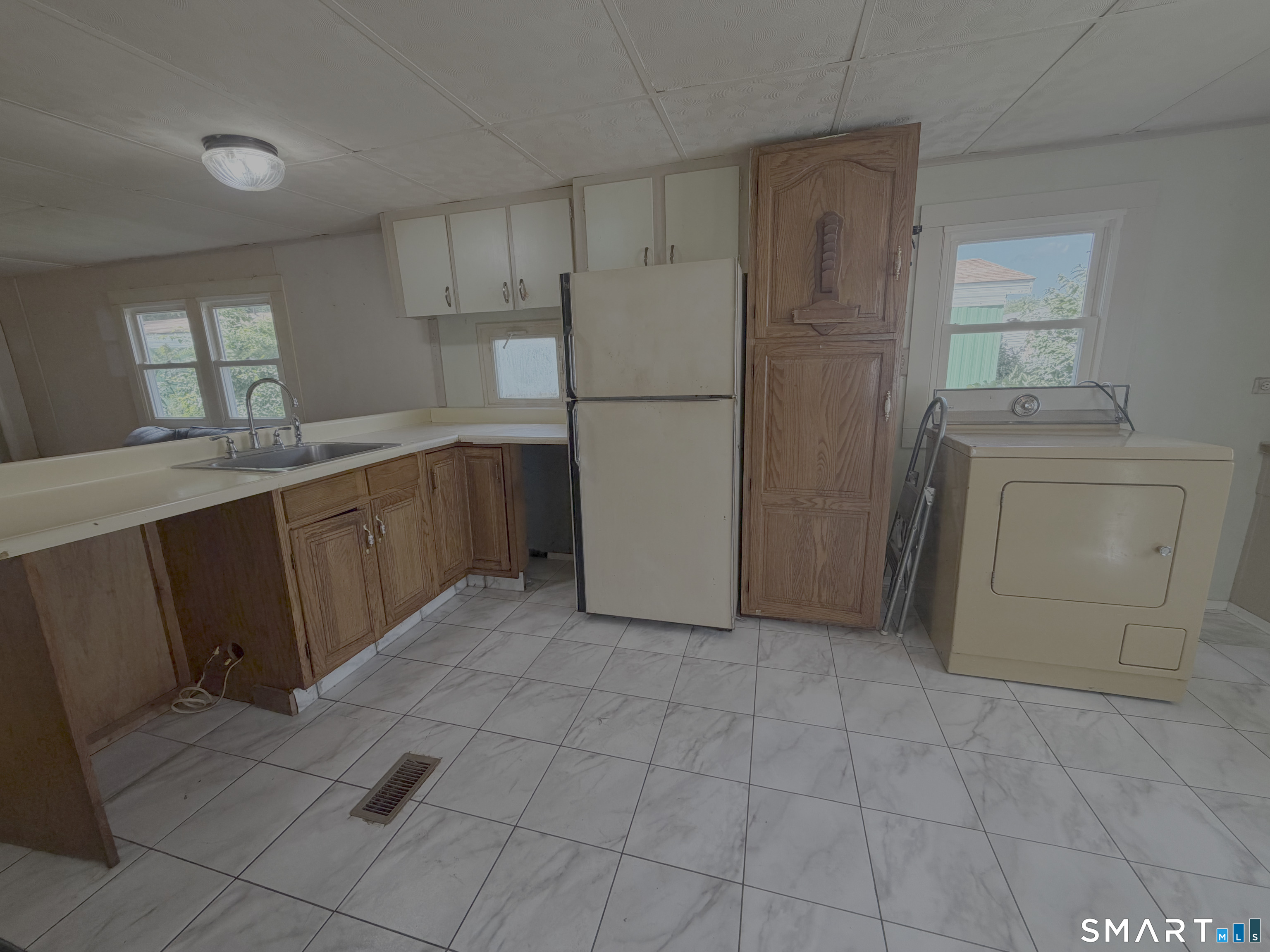 9 Main Street South Windsor CT 06074
