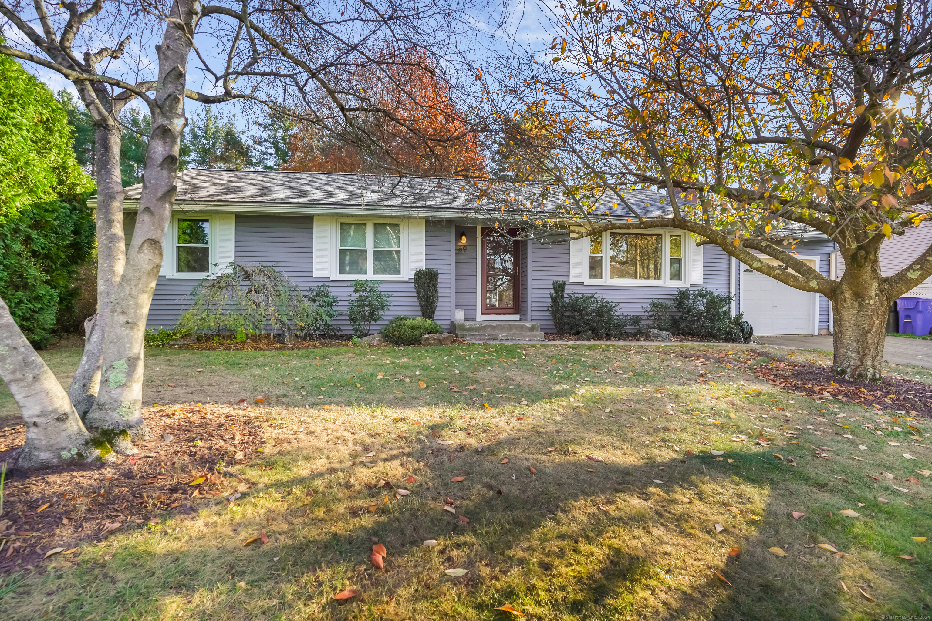 69 School House Road Newington CT 06111