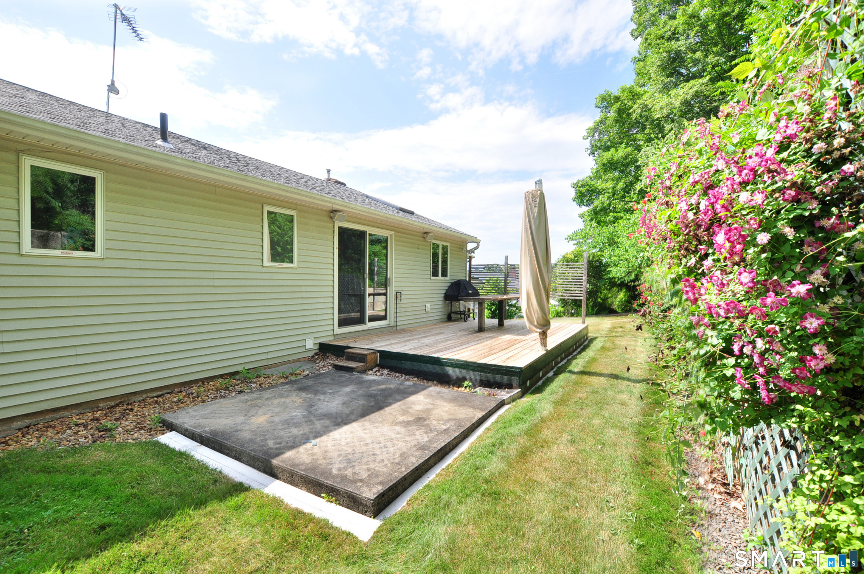 100 Wynding Brook Drive Rocky Hill CT 06067