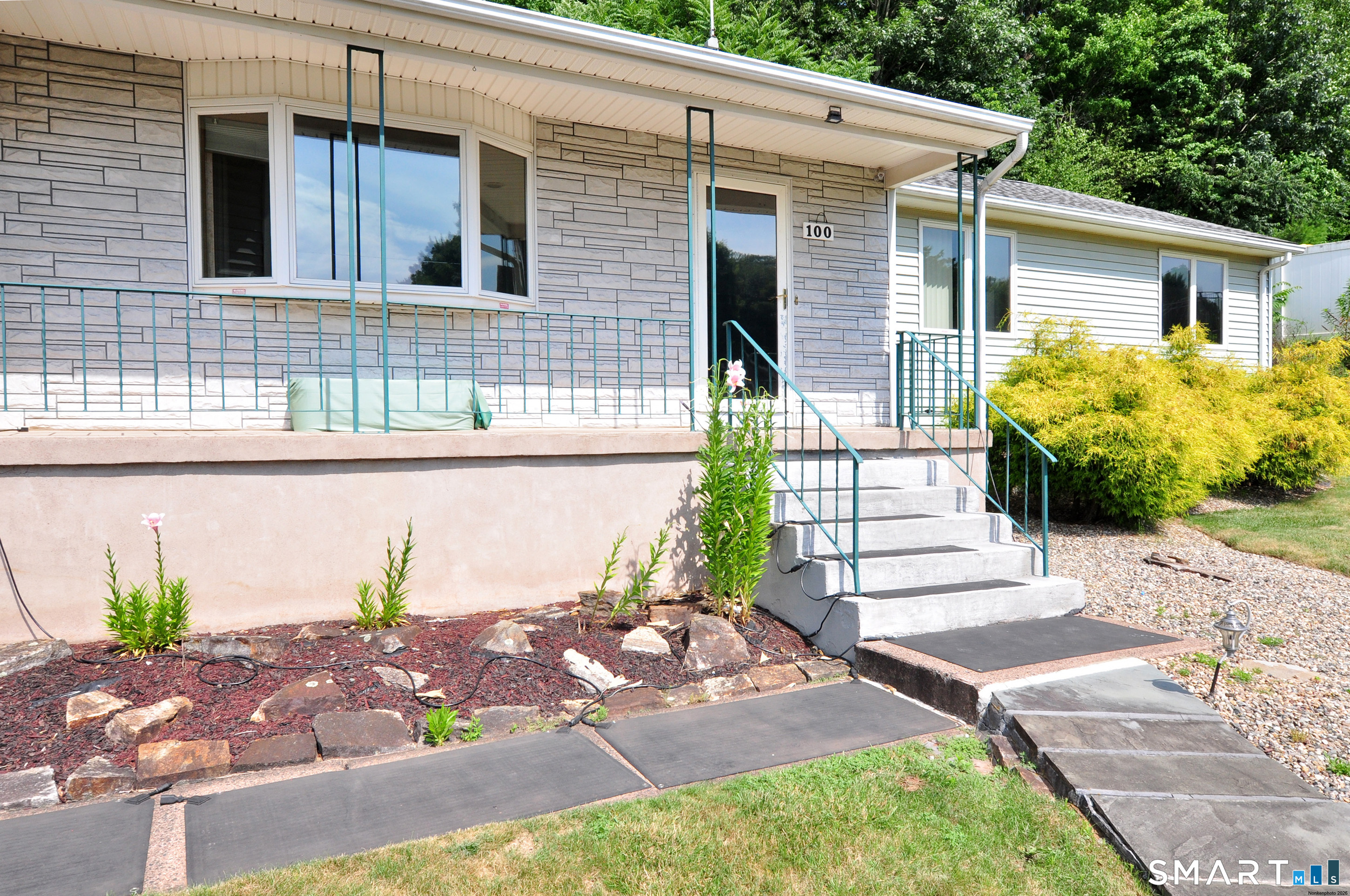 100 Wynding Brook Drive Rocky Hill CT 06067