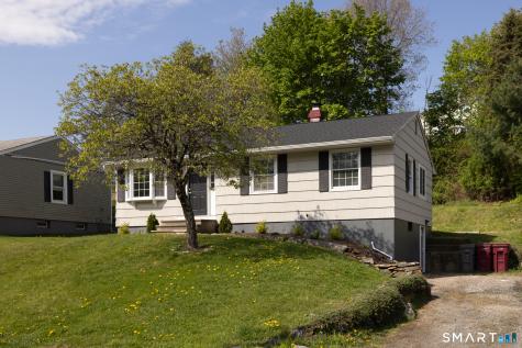 20 Longwood Drive Naugatuck CT 06770
