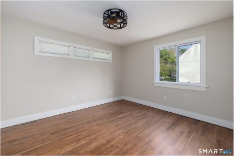 20 Longwood Drive Naugatuck CT 06770