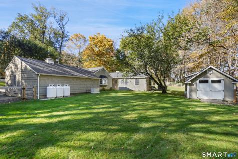 82 Simpaug Turnpike Redding CT 06896