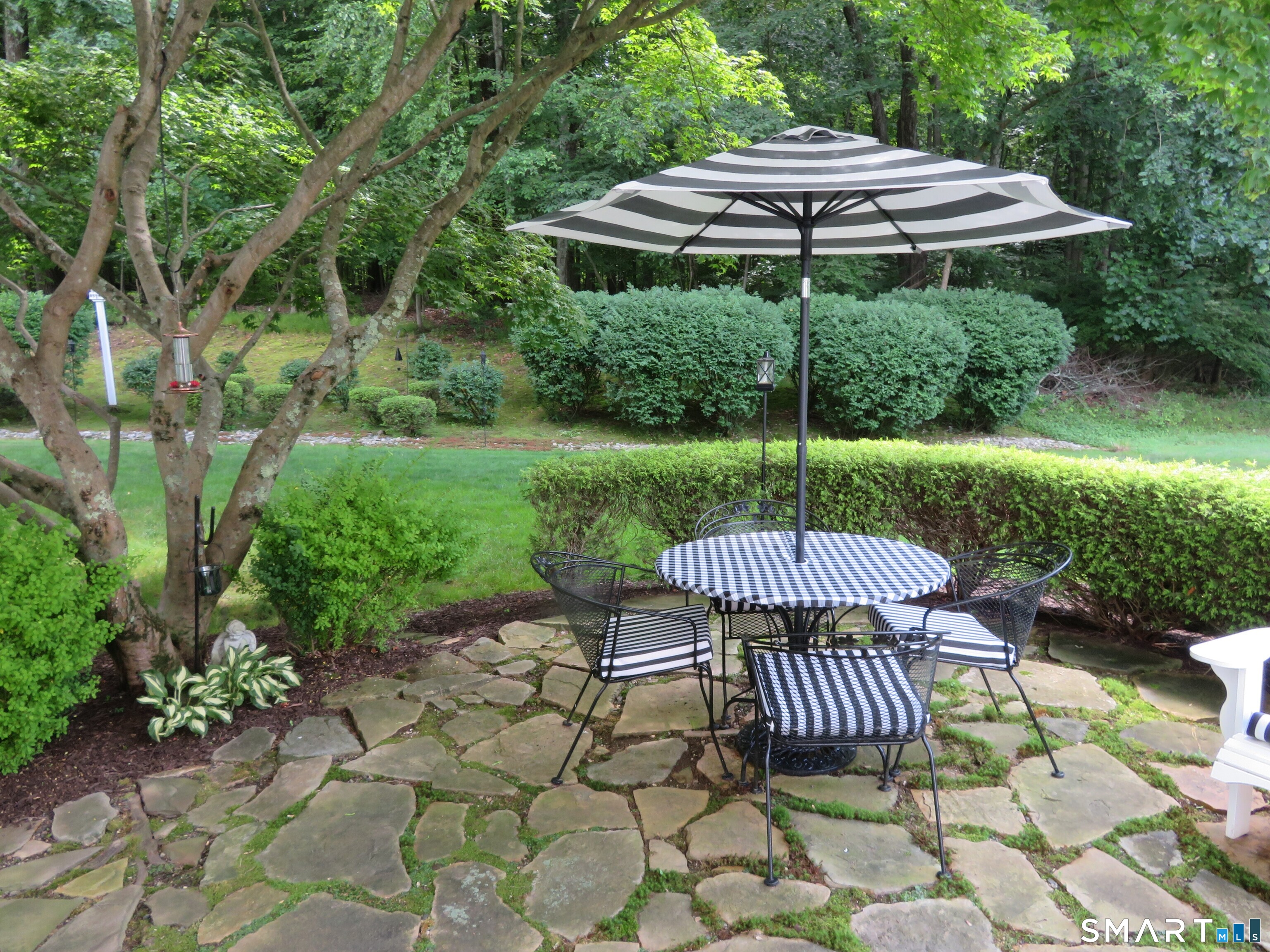 88 Dundee Drive Cheshire CT 06410