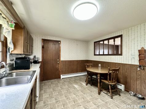 223 Spring Street Windsor Locks CT 06096