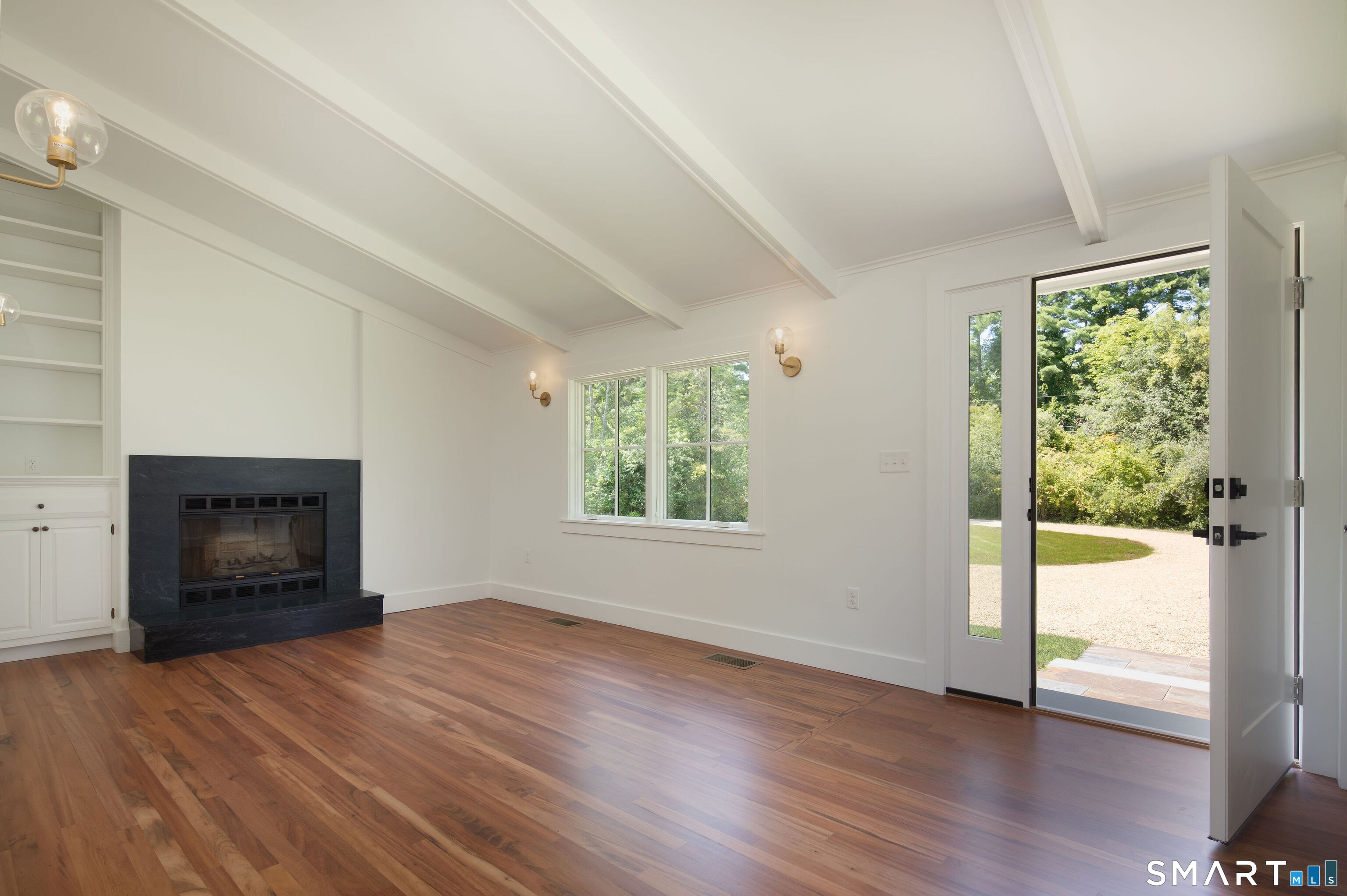 27 Robin Hill Lane Salisbury CT 06039