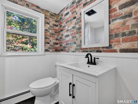 39 Forest Street East Haven CT 06512