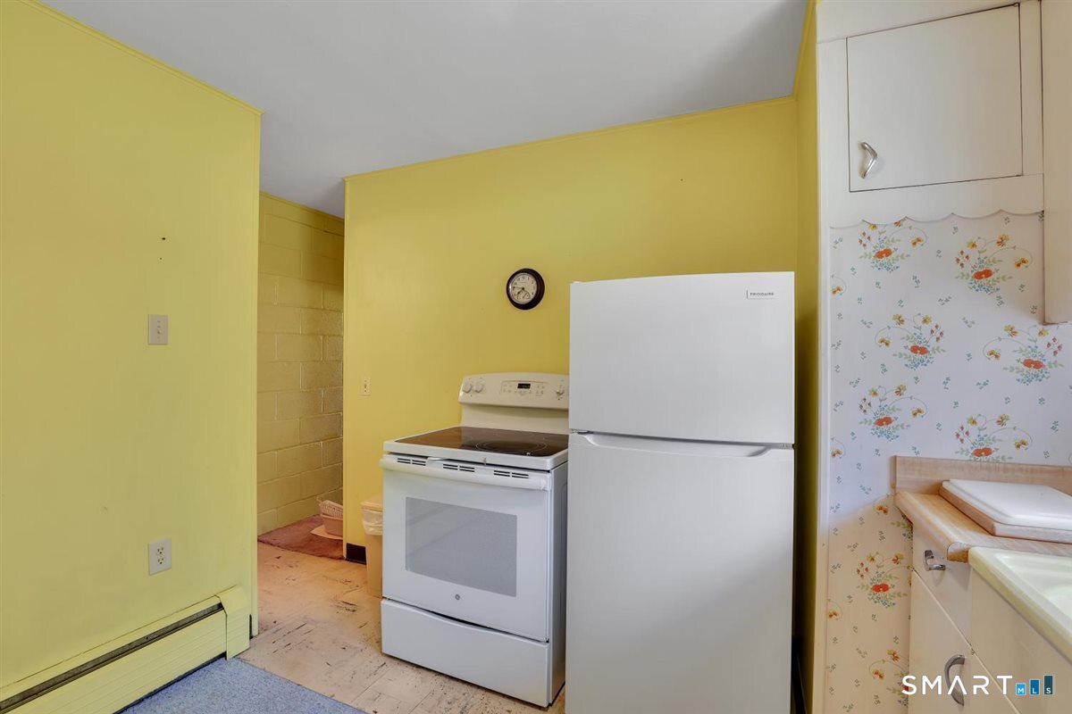 47 May Street Bristol CT 06010