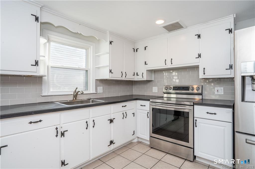 30 Westgate Street West Hartford CT 06110