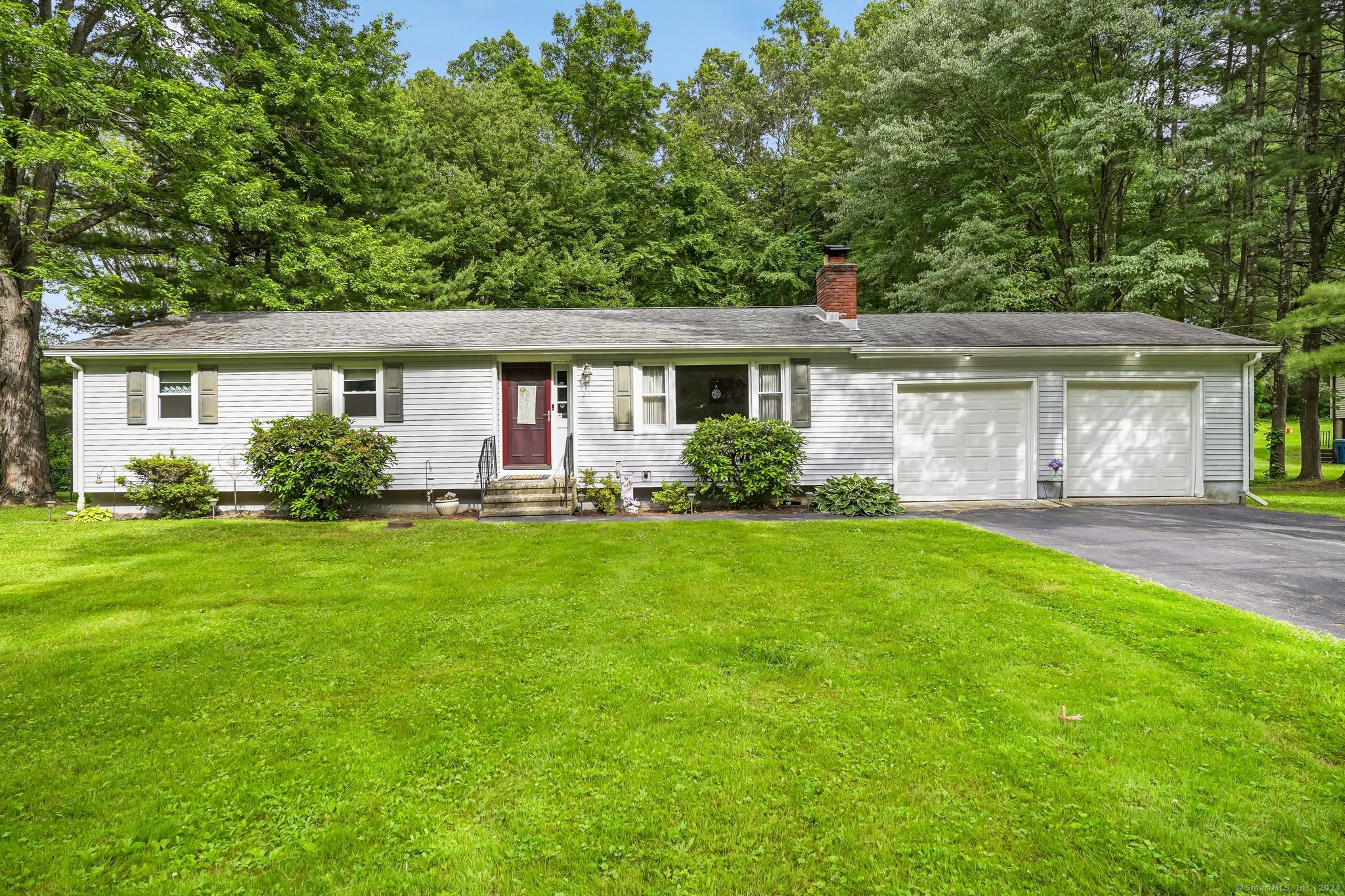 36 Kings Highway Shelton CT 06484