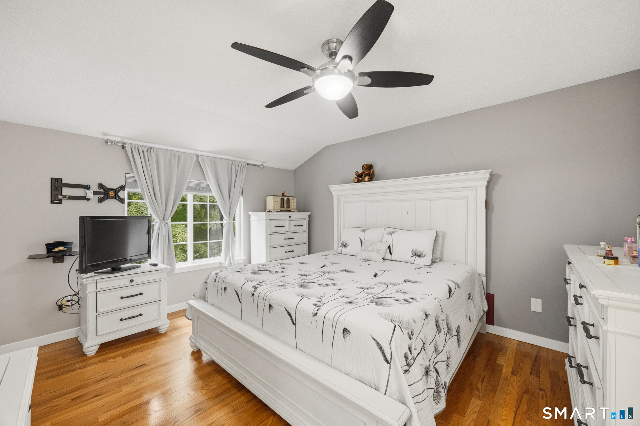 19 Lake Avenue West Haven CT 06516