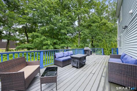 19 Lake Avenue West Haven CT 06516