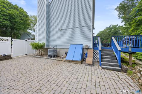 19 Lake Avenue West Haven CT 06516