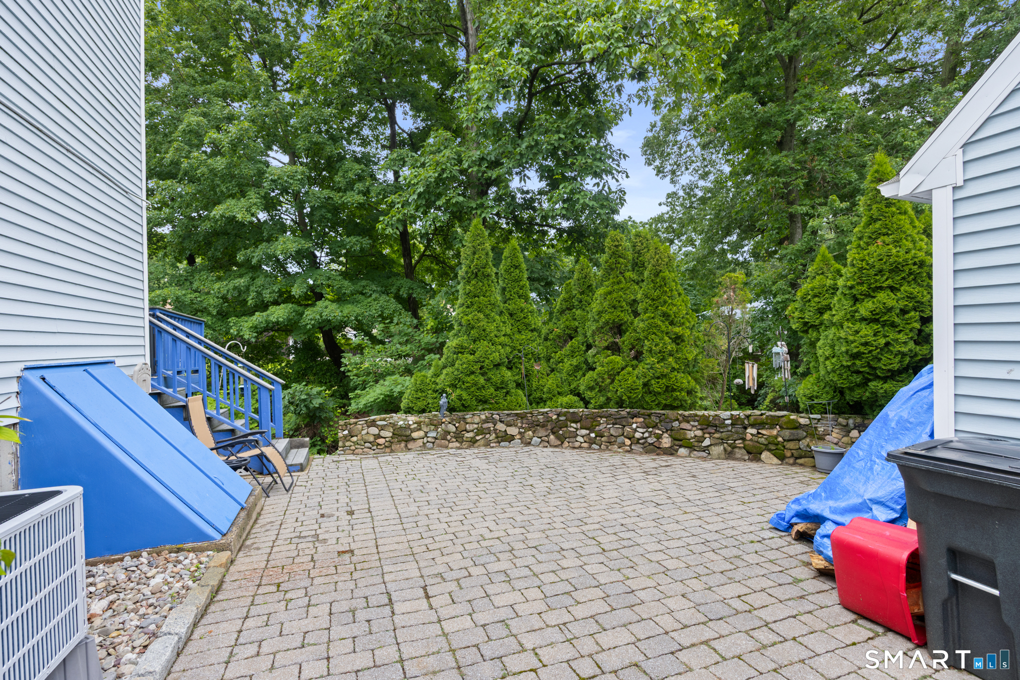 19 Lake Avenue West Haven CT 06516