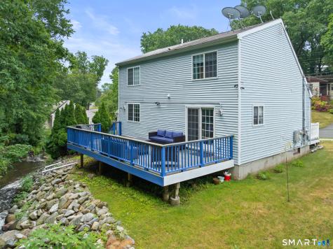 19 Lake Avenue West Haven CT 06516