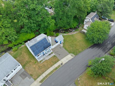 19 Lake Avenue West Haven CT 06516