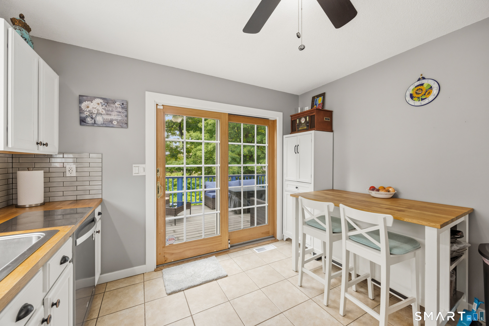 19 Lake Avenue West Haven CT 06516