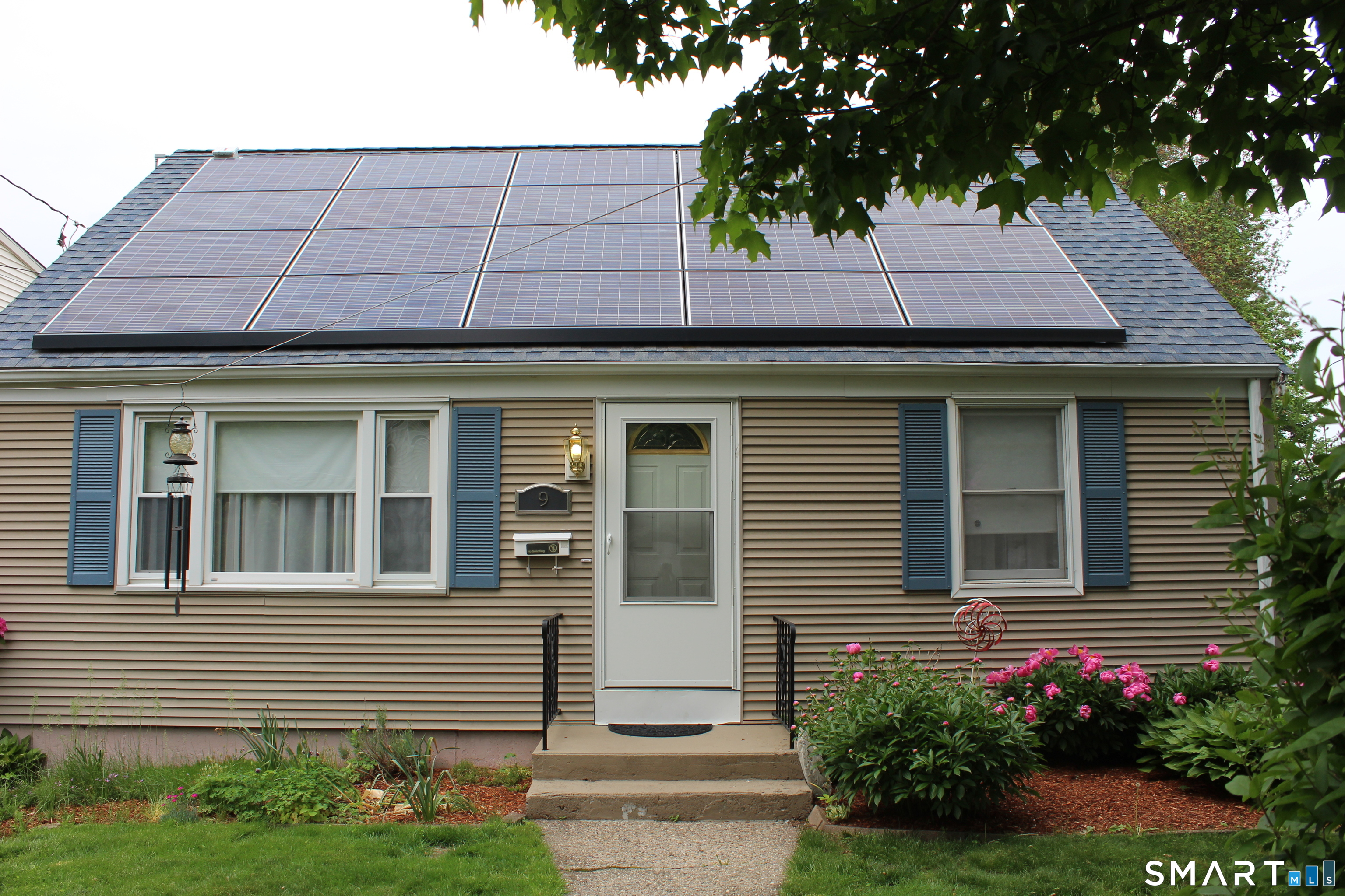 9 Rosemont Avenue Bristol CT 06010