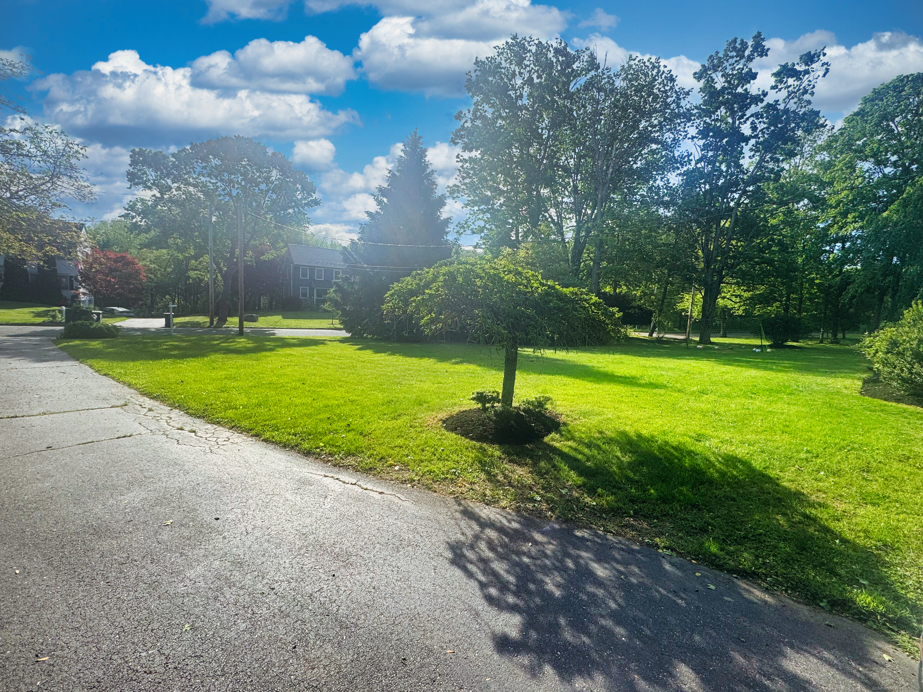 121 Lewis Road Trumbull CT 06611