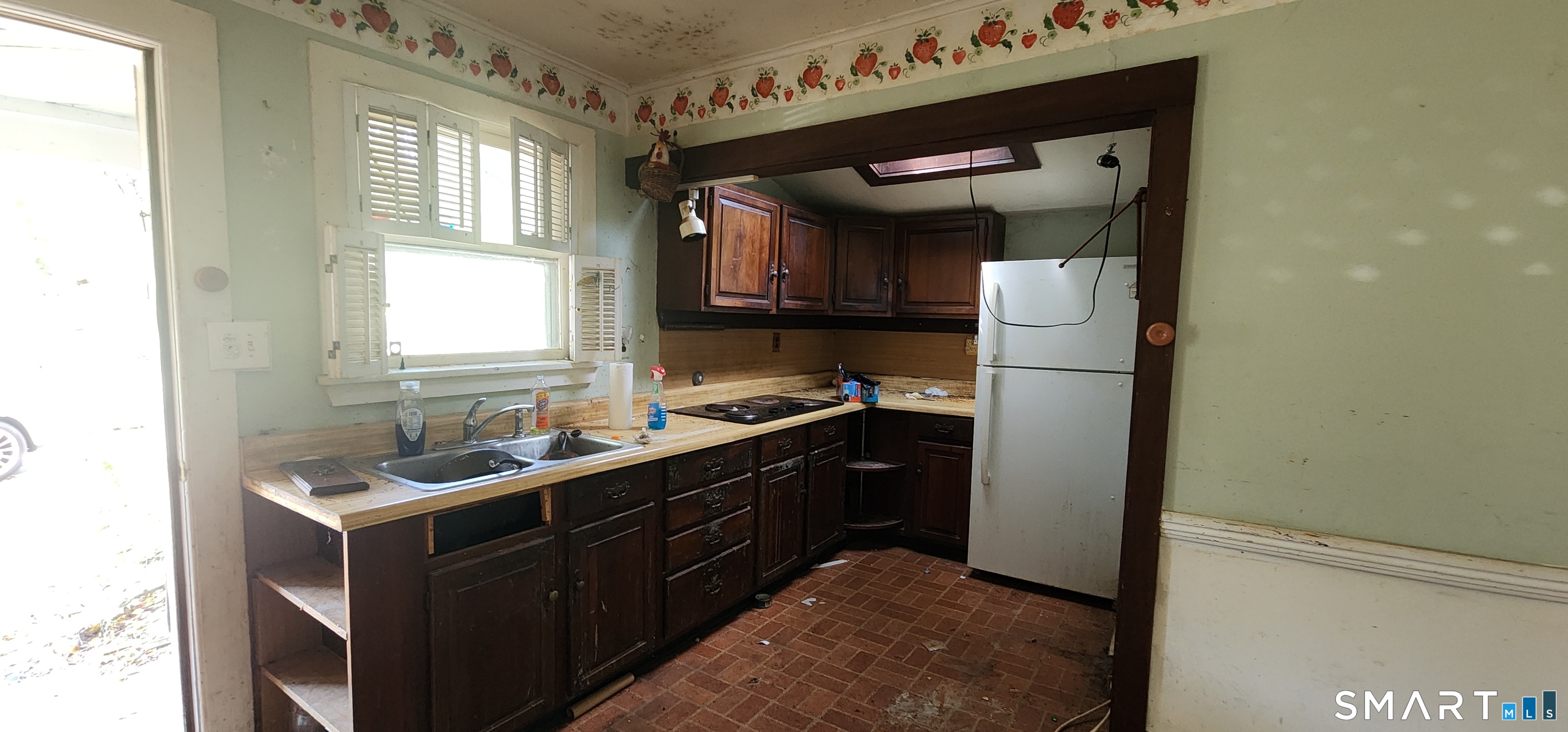 142 Fog Plain Road Waterford CT 06385
