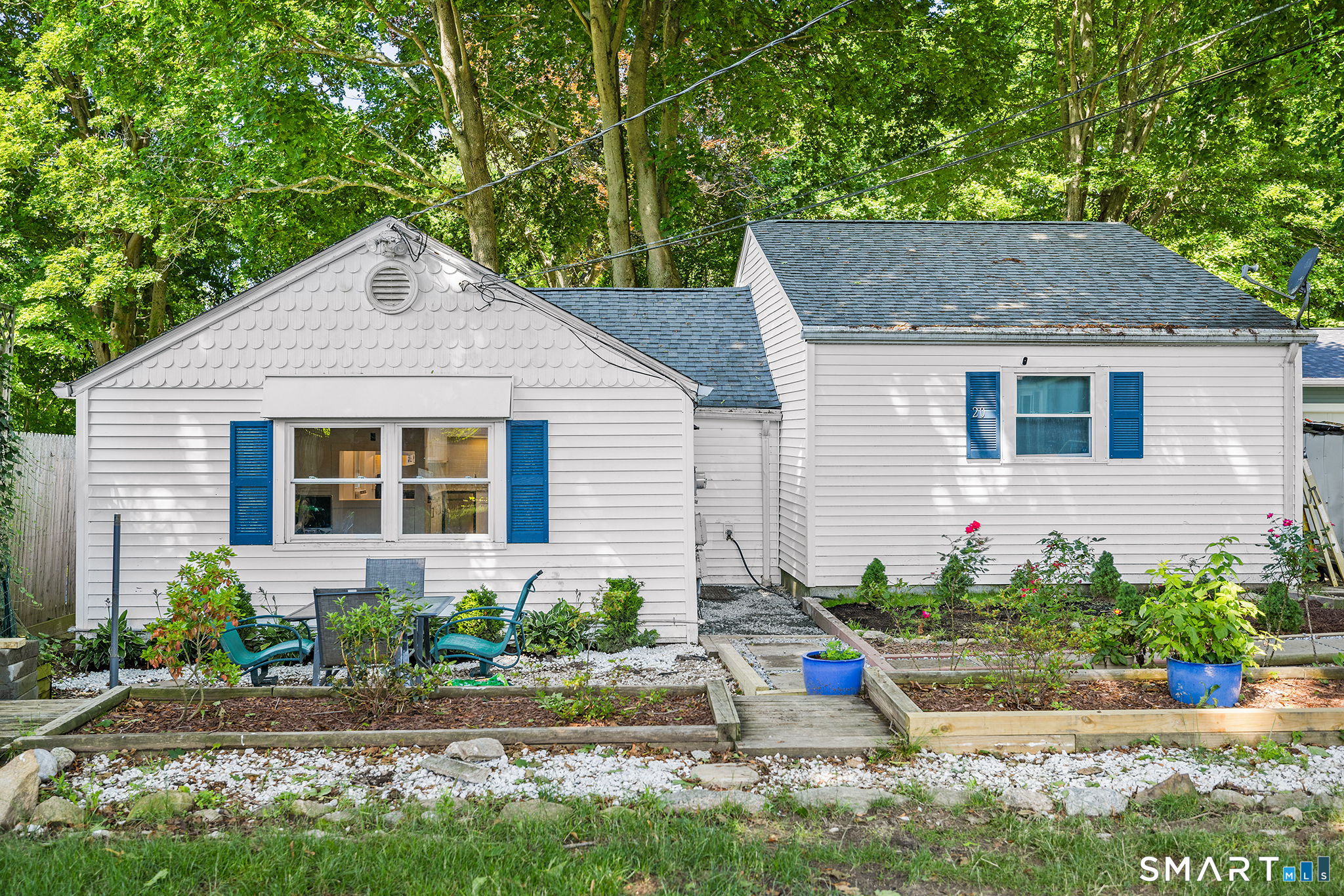 20 Pine Street Waterford CT 06385