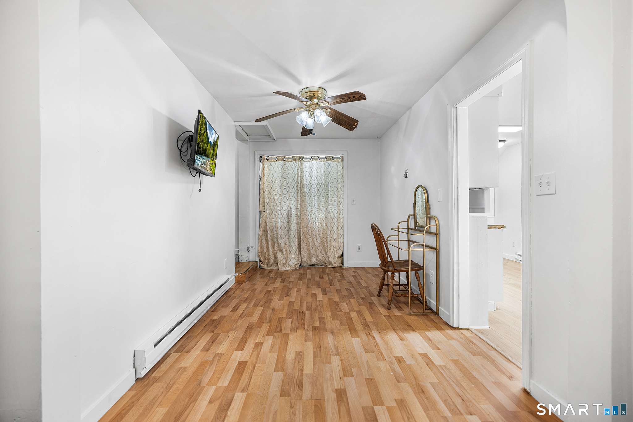 20 Pine Street Waterford CT 06385