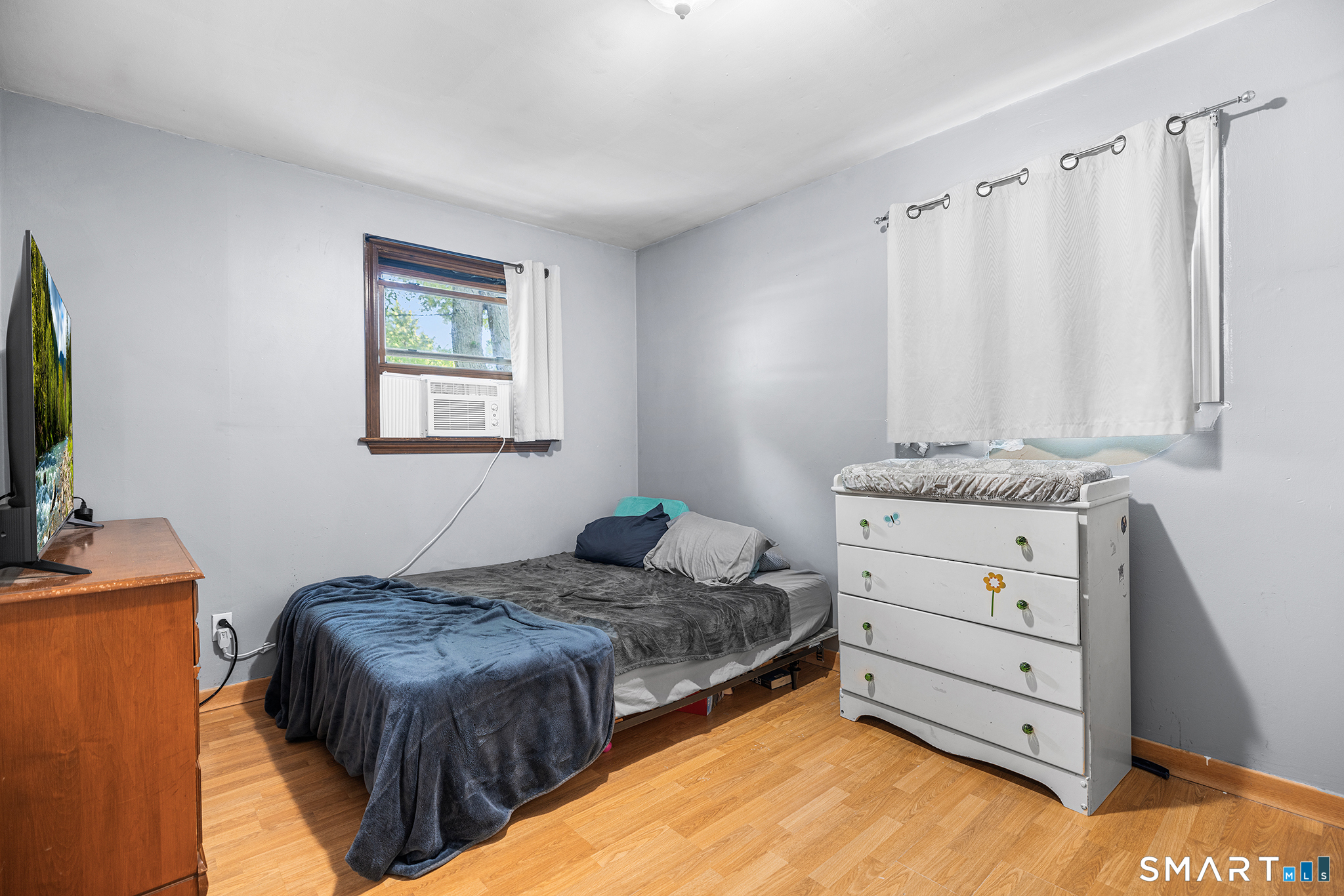 20 Pine Street Waterford CT 06385