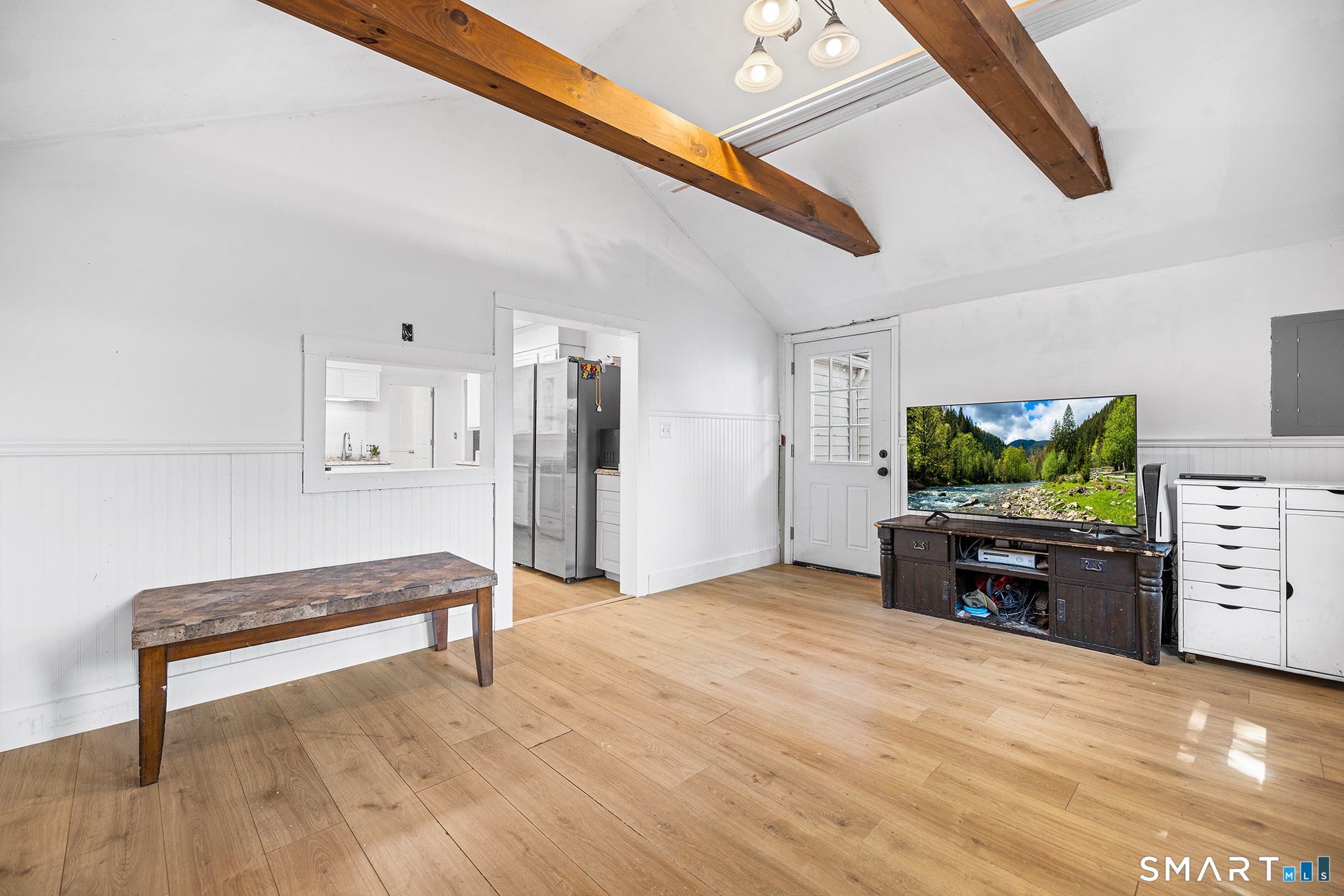 20 Pine Street Waterford CT 06385