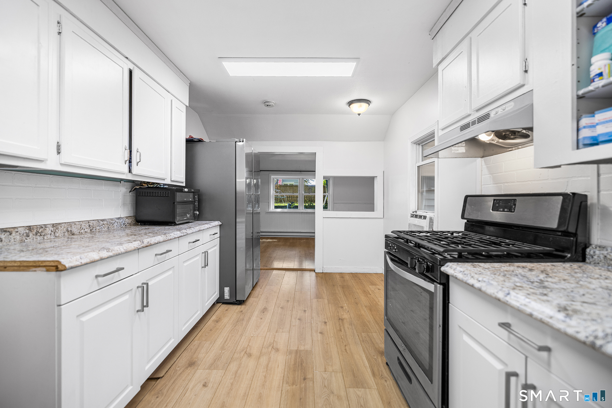 20 Pine Street Waterford CT 06385