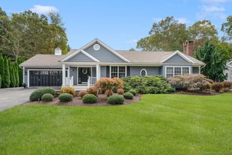 53 Westwood Drive Groton CT 06340