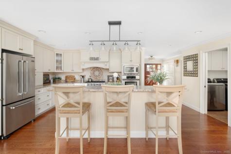 53 Westwood Drive Groton CT 06340