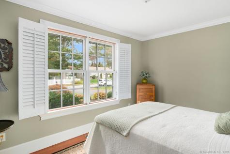 53 Westwood Drive Groton CT 06340