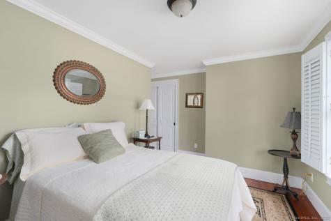 53 Westwood Drive Groton CT 06340