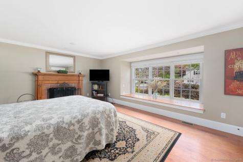 53 Westwood Drive Groton CT 06340