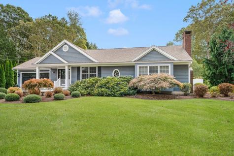 53 Westwood Drive Groton CT 06340