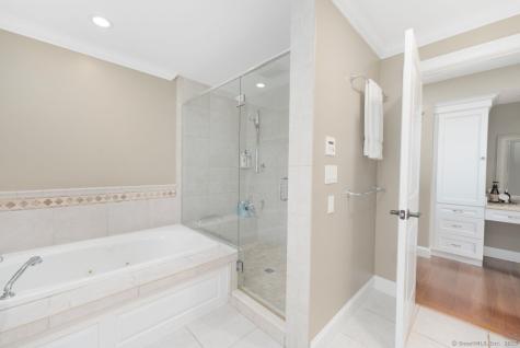 53 Westwood Drive Groton CT 06340